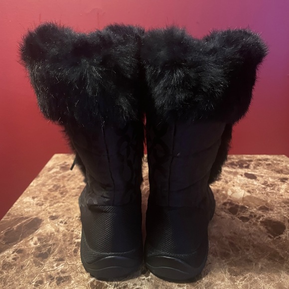 Coach JENNIE Size 5.5 Black Winter Lace-Up Rabbit Fur Snow Boot - Picture 4 of 8